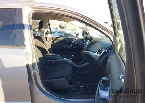 2017 Dodge Journey Sxt Awd z USA, uszkodzony, nr VIN 3C4PDDBGXHT543245